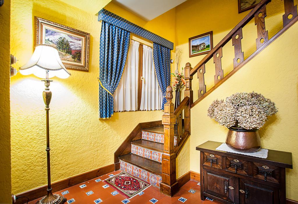 Casa De Aldea Riosol Pensionat Onís Eksteriør billede